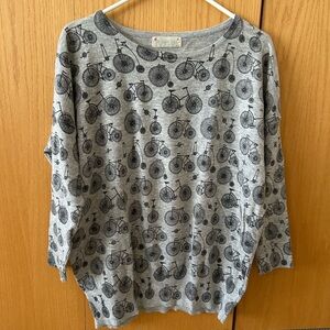 Bike Sweater for cycling lovers! London Brand. Super cute, stylish and condition